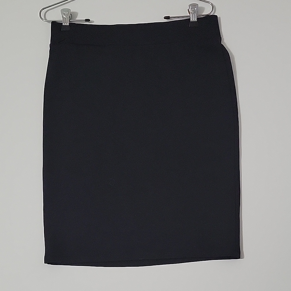TOAD & CO. Pencil Skirt in Classic Black.  Size S